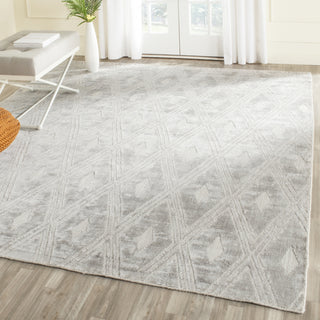 Safavieh Mirage MIR851 Silver Area Rug Room Scene