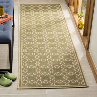 Safavieh Martha Stewart MSR4253 Green/Creme Area Rug Lifestyle Image