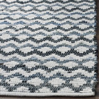 Safavieh Montauk MTK120 Ivory Blue/Black Area Rug Detail