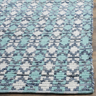 Safavieh Montauk MTK123 Turquoise/Multi Area Rug Detail