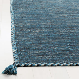 Safavieh Montauk MTK150 Blue/Black Area Rug Detail