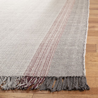 Safavieh Montauk MTK301 Wine/Grey Area Rug Detail