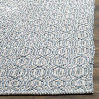 Safavieh Montauk MTK333 Ivory/Blue Area Rug Detail