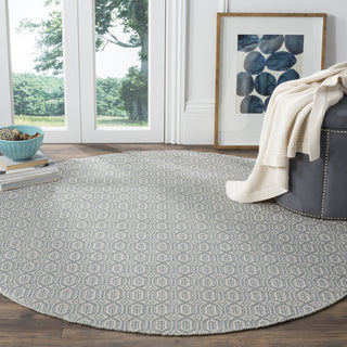 Safavieh Montauk MTK333 Ivory/Blue Area Rug Room Scene