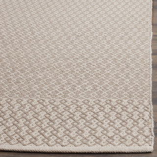 Safavieh Montauk MTK339 Ivory/Grey Area Rug Detail