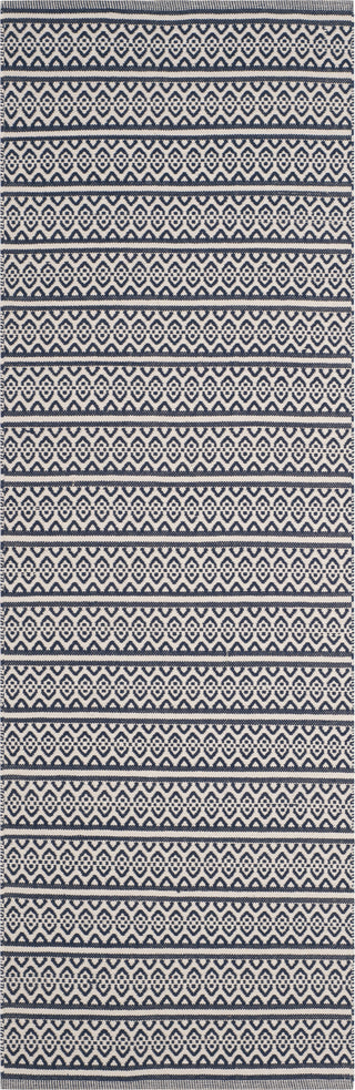 Safavieh Montauk MTK341 Ivory/Navy Area Rug 2' 3'' X 8'