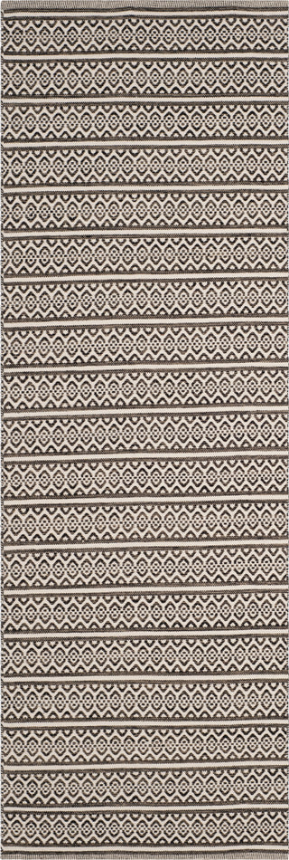 Safavieh Montauk MTK341 Ivory/Black Area Rug 2' 3'' X 8'