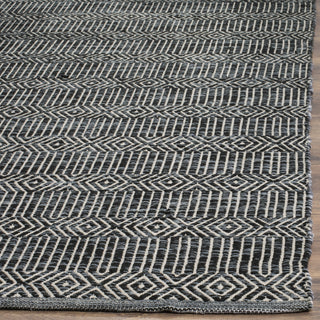 Safavieh Montauk MTK412 Ivory/Dark Grey Area Rug Detail