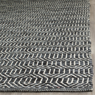 Safavieh Montauk MTK413 Ivory/Dark Grey Area Rug Detail