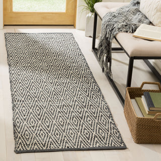 Safavieh Montauk MTK414 Ivory/Dark Grey Area Rug Room Scene Feature