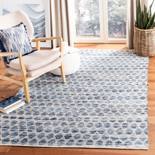 Safavieh Montauk MTK422 Blue Area Rug Room Scene