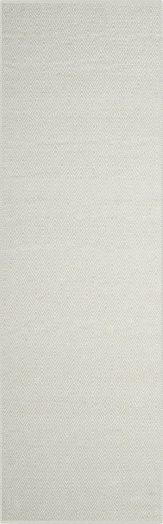 Safavieh Montauk MTK515 Ivory/Foam Green Area Rug 2' 3'' X 8'