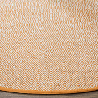 Safavieh Montauk MTK515 Ivory/Rust Area Rug Detail