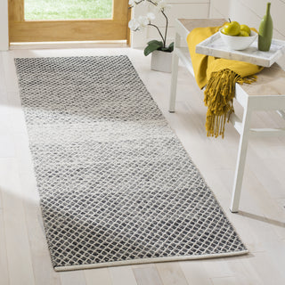 Safavieh Montauk MTK601 Black/Ivory Area Rug Room Scene