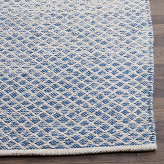 Safavieh Montauk MTK601 Blue/Ivory Area Rug Detail