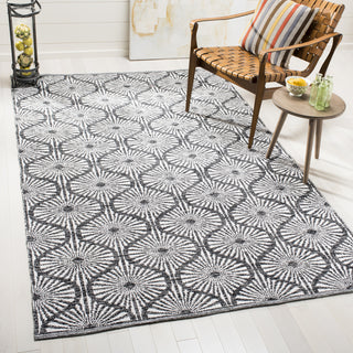 Safavieh Montauk MTK606 Black/Ivory Area Rug Room Scene