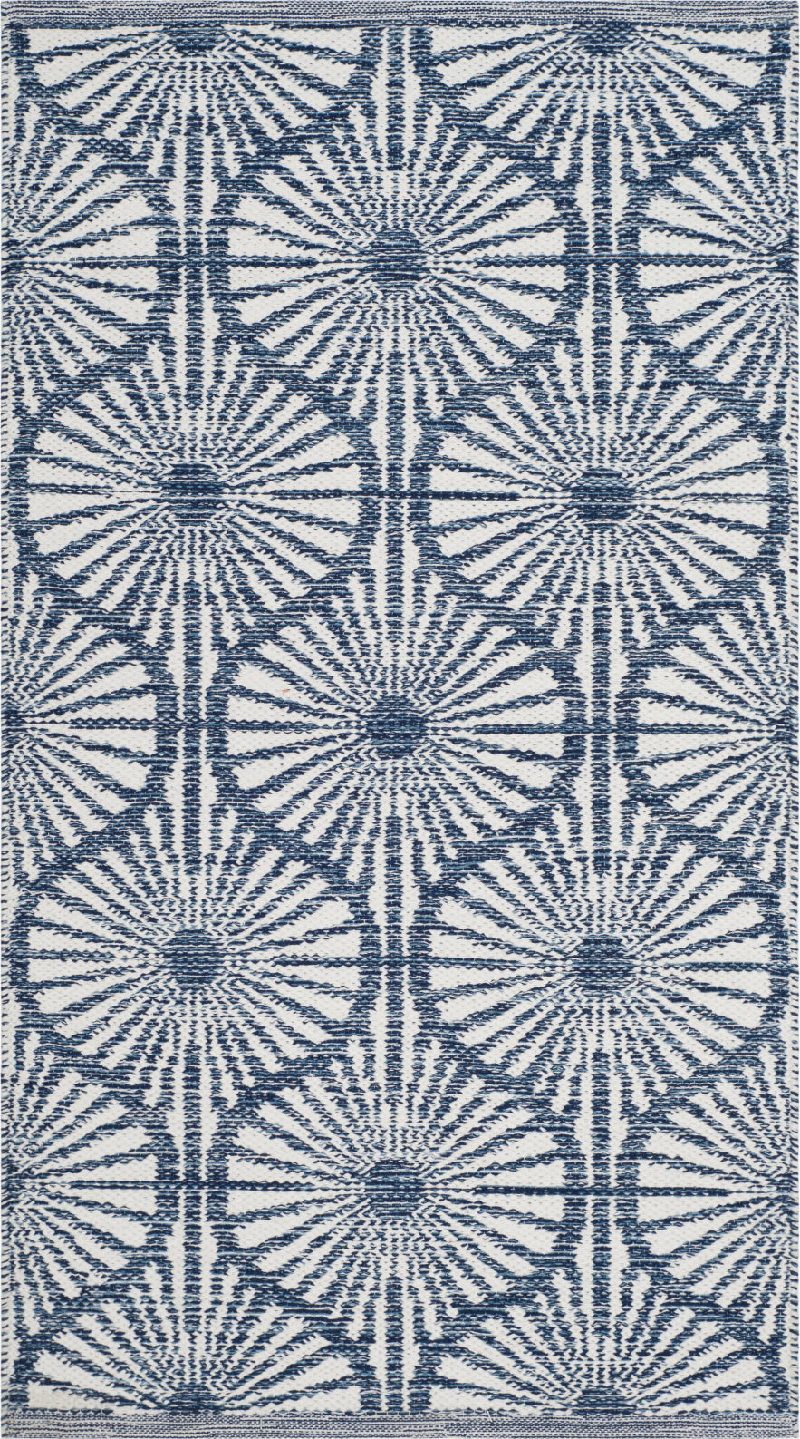 Safavieh Montauk MTK606 Navy/Ivory Area Rug 2' 3'' X 3' 9''