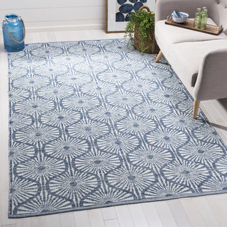 Safavieh Montauk MTK606 Navy/Ivory Area Rug Room Scene