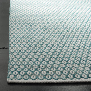 Safavieh Montauk MTK608 Aqua/Ivory Area Rug Detail