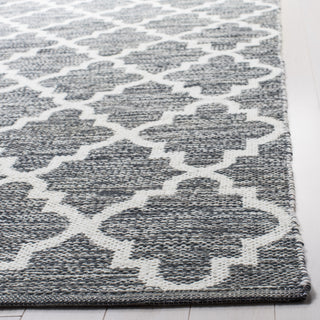 Safavieh Montauk MTK611 Charcoal/Ivory Area Rug Detail