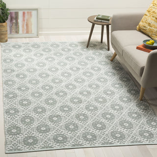 Safavieh Montauk MTK612 Light Green/Ivory Area Rug Room Scene