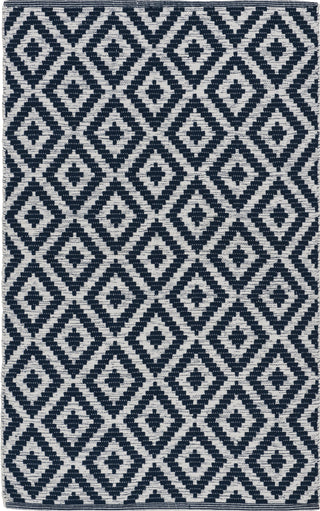 Safavieh Montauk MTK613 Navy/Ivory Area Rug main image