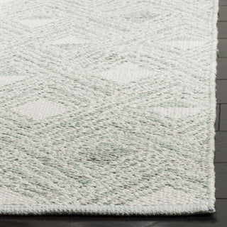 Safavieh Montauk MTK614 Light Green/Ivory Area Rug Detail