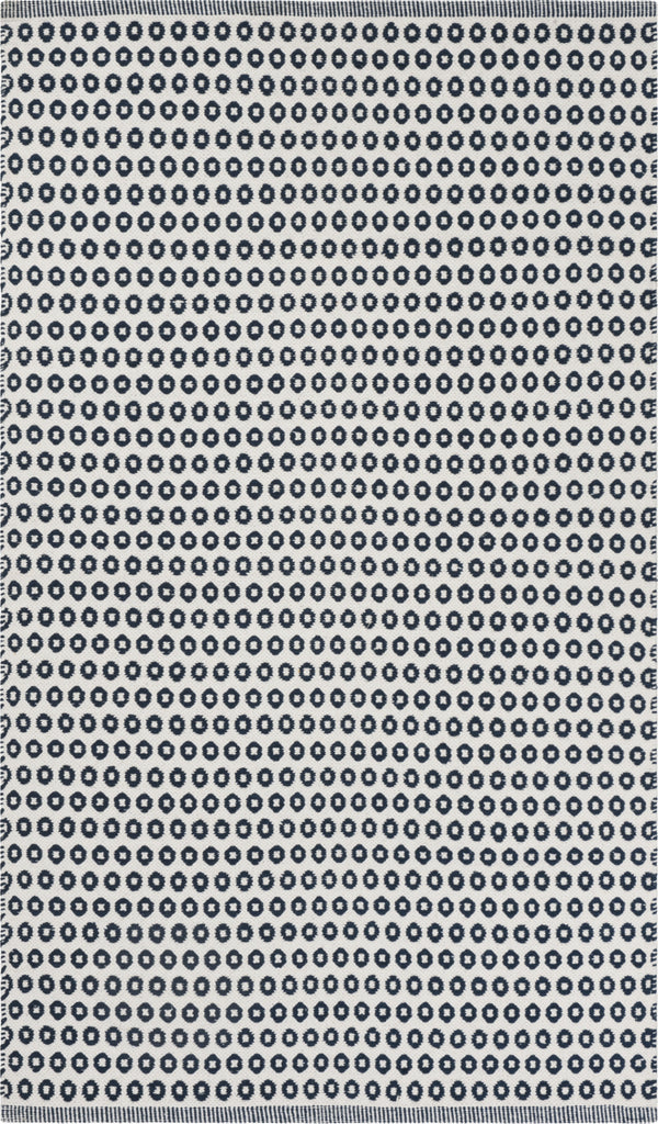 Safavieh Montauk MTK616 Slate/Ivory Area Rug main image