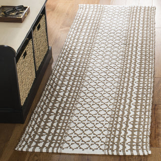 Safavieh Montauk MTK617 Taupe/Ivory Area Rug Room Scene Feature