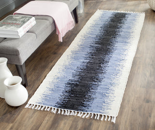 Safavieh Montauk MTK710 Grey/Black Area Rug Room Scene