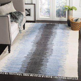 Safavieh Montauk MTK710 Grey/Black Area Rug Room Scene