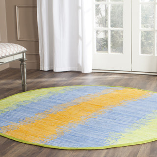 Safavieh Montauk MTK710 Green/Gold Area Rug Room Scene