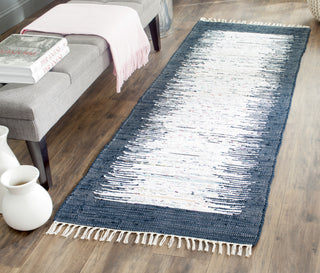 Safavieh Montauk MTK711 Ivory/Navy Area Rug Room Scene