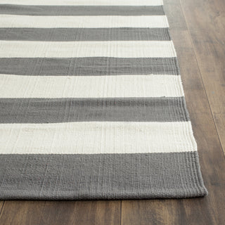 Safavieh Montauk MTK712 Grey/Ivory Area Rug Detail