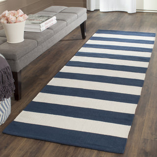 Safavieh Montauk MTK712 Navy/Ivory Area Rug Room Scene