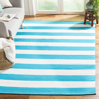 Safavieh Montauk MTK712 Turquoise/Ivory Area Rug Room Scene