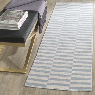 Safavieh Montauk MTK715 Ivory/Light Blue Area Rug Room Scene Feature