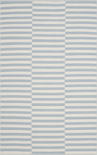 Safavieh Montauk MTK715 Ivory/Light Blue Area Rug main image