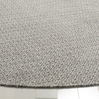 Safavieh Montauk MTK717 Ivory/Grey Area Rug Detail