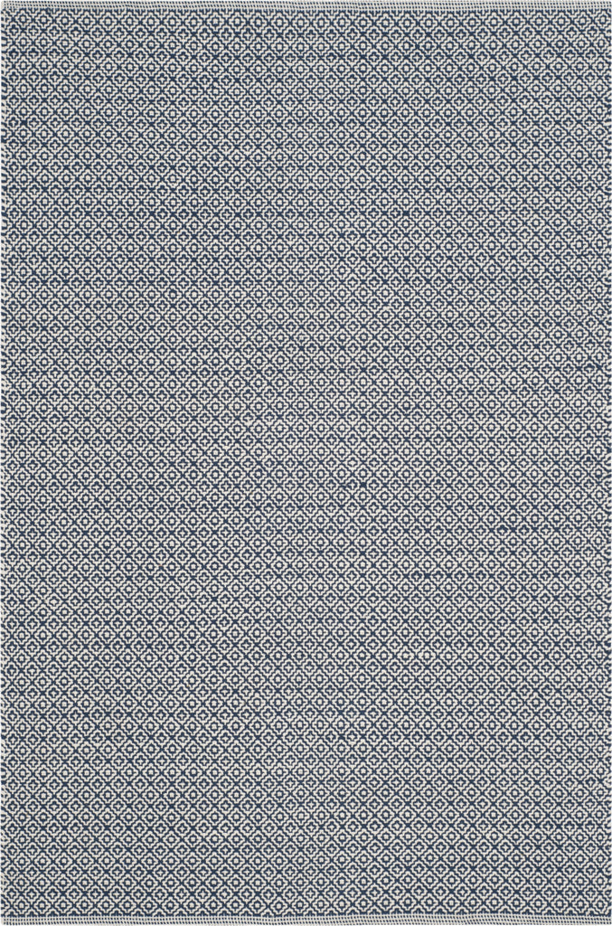 Safavieh Montauk MTK717 Ivory/Navy Area Rug main image