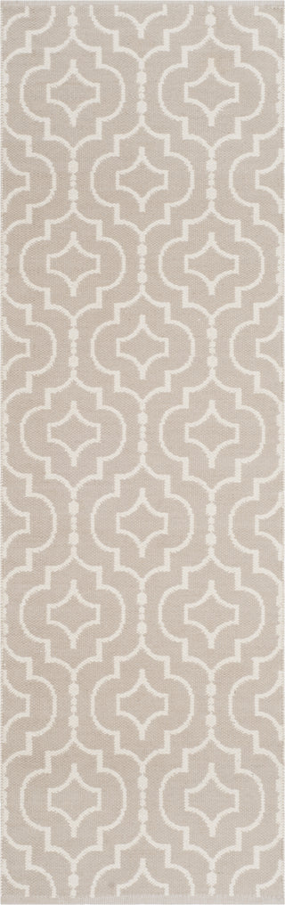 Safavieh Montauk MTK722 Grey/Ivory Area Rug 2' 3'' X 7'