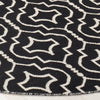 Safavieh Montauk MTK722 Black/Ivory Area Rug Detail