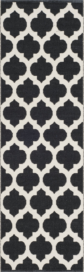 Safavieh Montauk MTK723 Black/Ivory Area Rug 2' 3'' X 7'