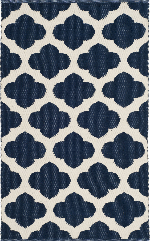 Safavieh Montauk MTK723 Navy/Ivory Area Rug main image
