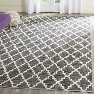 Safavieh Montauk MTK810 Black/Ivory Area Rug Room Scene