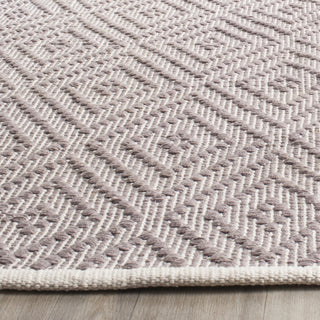 Safavieh Montauk MTK811 Grey/Ivory Area Rug Detail