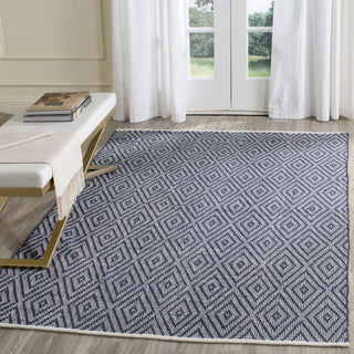 Safavieh Montauk MTK811 Navy/Ivory Area Rug Room Scene