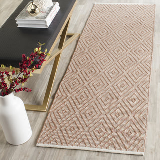 Safavieh Montauk MTK811 Beige/Ivory Area Rug Room Scene