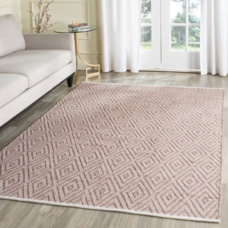 Safavieh Montauk MTK811 Beige/Ivory Area Rug Room Scene