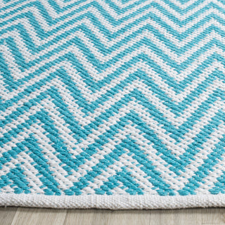 Safavieh Montauk MTK812 Turquoise/Ivory Area Rug Detail